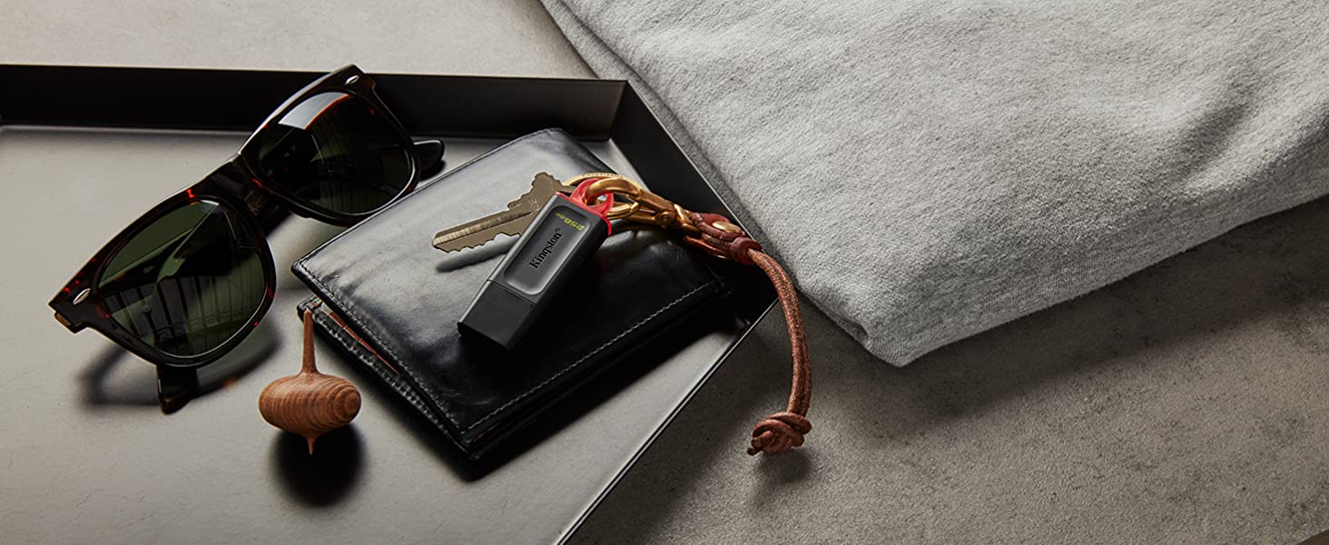 Kingston DataTraveler Exodia 32GB USB 3.2 Flash Drive