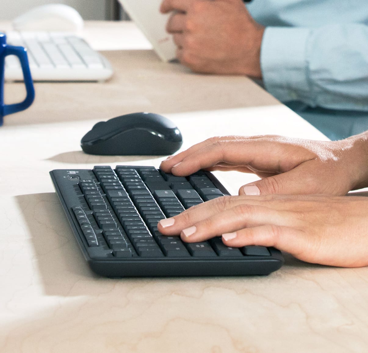 Logitech MK295 Silent Wireless Keyboard and Mouse