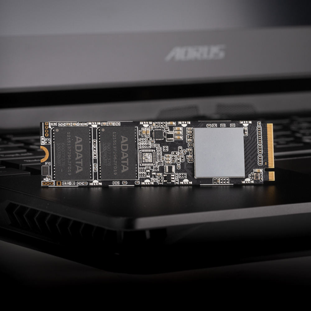 XPG SX8100 2TB 3D NAND NVMe Gen3x4 PCIe M.2 2280 Solid