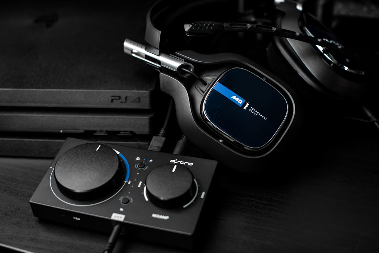 ASTRO A40 TR GAMING HEADSET + MIXAMP PRO ( PLAYSTATION - PC - MAC )