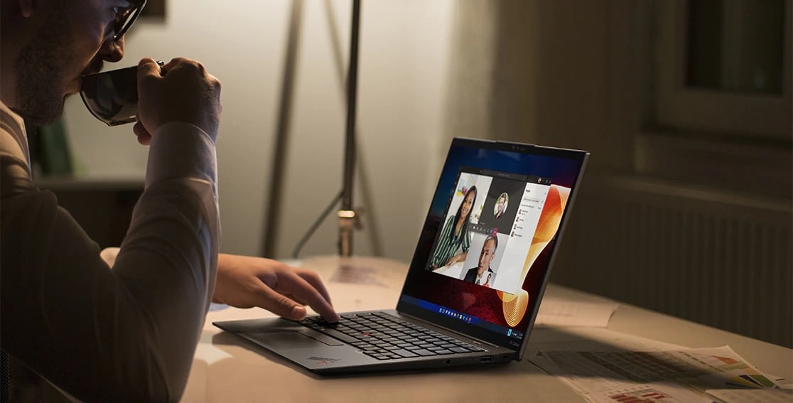 Lenovo NEW ThinkPad X1 Carbon Gen 10 12Gen Intel Core i7 12-Cores Carbon Fiber & Aluminium