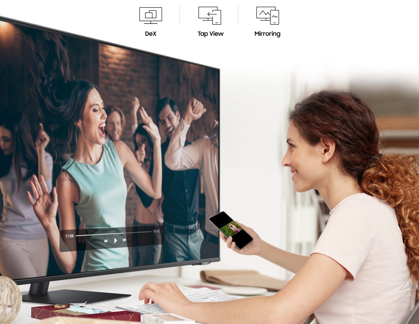 SAMSUNG 43\" M70 4K UHD HDR10 Do-It-All Smart Monitor & Streaming TV Built In Speakers & Remote